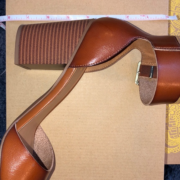 High heeled sandals - Picture 5 of 8